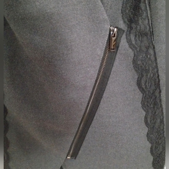 Modern Retro Gray Asymmetrical 80s Vibe zip Dress with Lace Trim - Picture 4 of 15